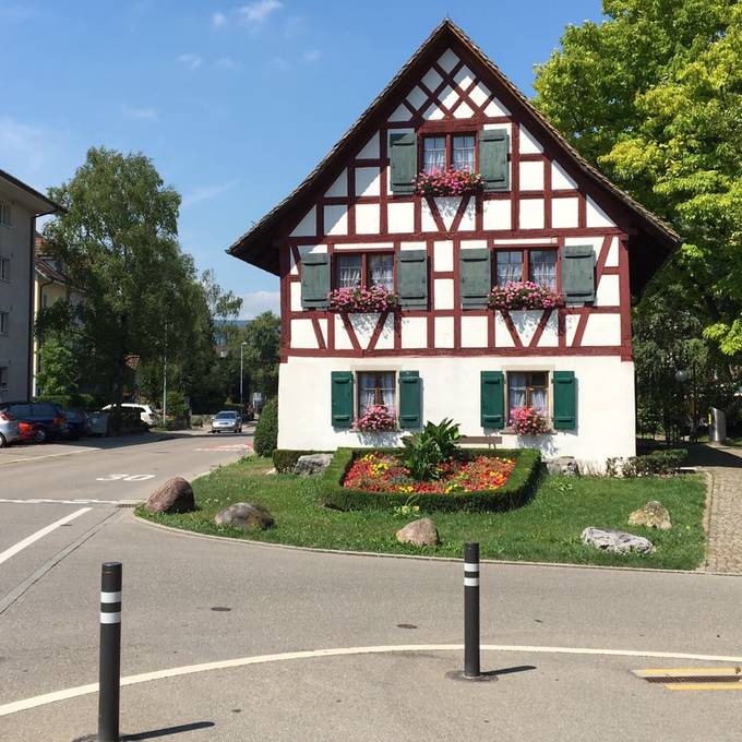 Maximilian trifft Stadtoriginal Charly zum Kaffee Teil 2