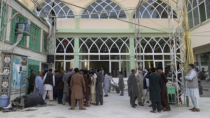 IS bekennt sich zu Anschlag auf Moschee in Afghanistan