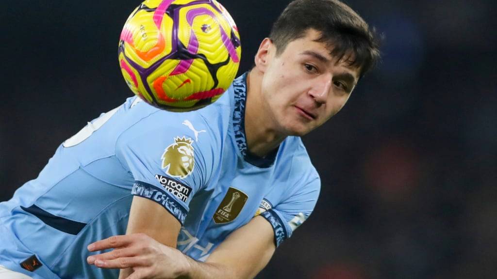 Abdukodir Khusanov von Manchester City ist einer der bekanntesten usbekischen Nationalspieler