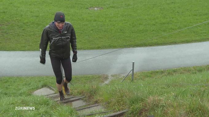 Extrem-Ultramarathon rund um den Zürichsee – trotz widrigem Wetter