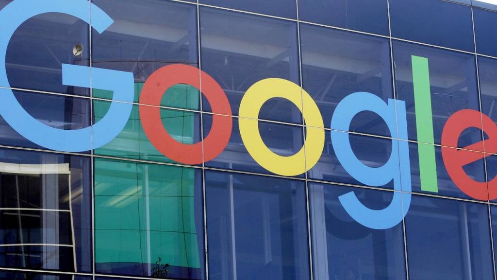 Grosse, von mindestens zehn Prozent der Schweizer Bevölkerung genutzte Onlinedienste wie Google sollen den Medienunternehmen neu Vergütungen bezahlen, wenn sie journalistische Inhalte aufschalten. (Themenbild)