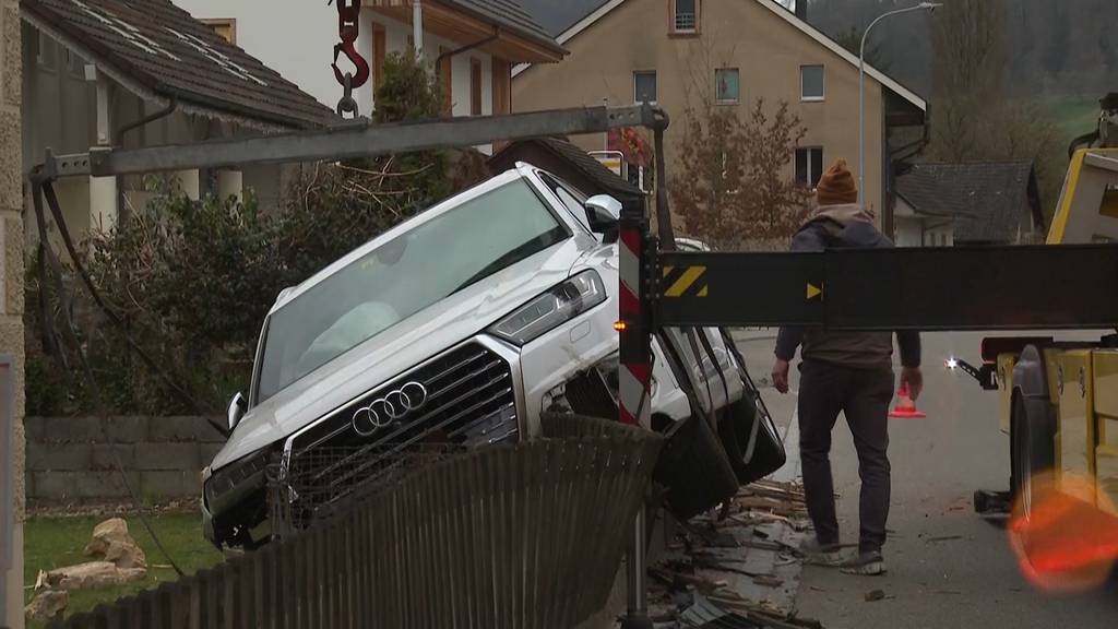 Wittnau: Senior fährt in Gartenzaun und muss Führerschein abgeben