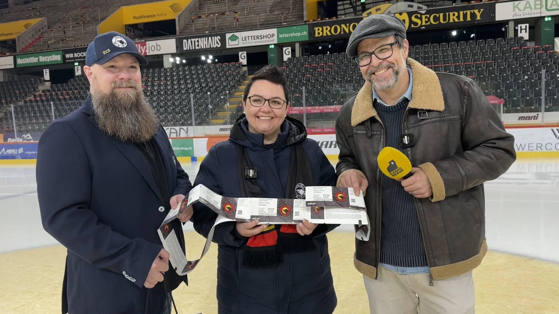 Dorf am SCB Macht_Ticketübergabe_Web16zu9