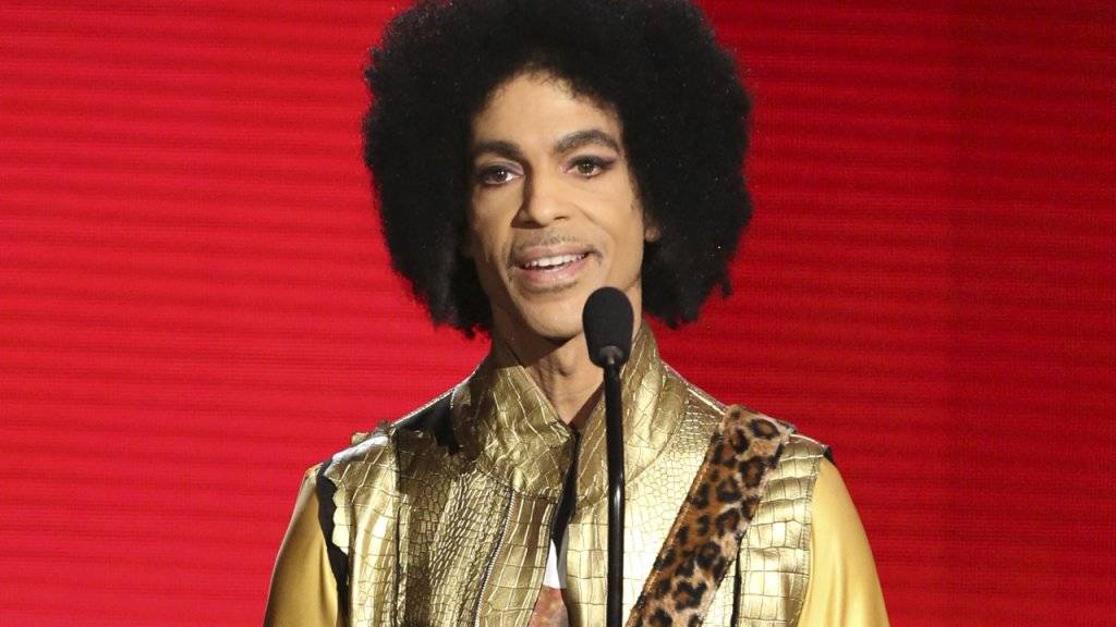 Die Familie des 2016 verstorbenen Musikers Prince will nicht, das US-Präsident Donald Trump die Songs der Popikone spielt. (Archivbild)