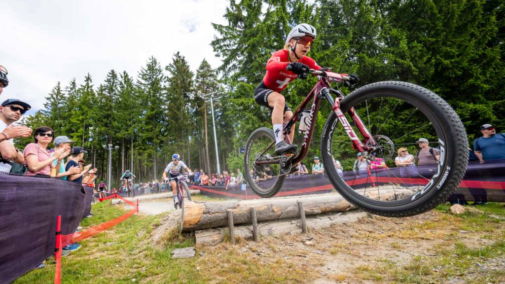 Sina Frei nutzt ihre gute Form zu einem weiteren Podestplatz im olympischen Cross-Country
