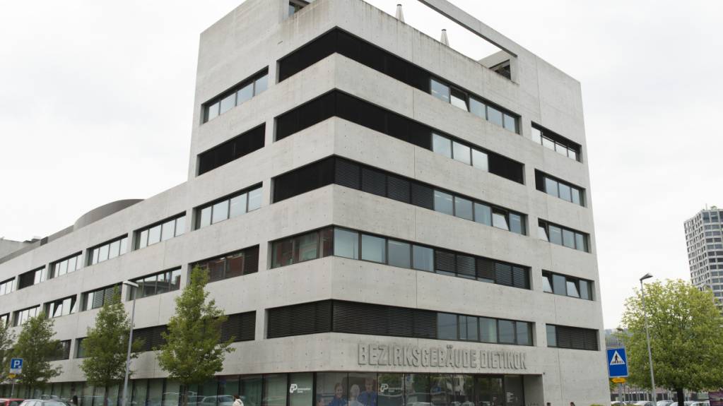 Gericht in Dietikon ZH verurteilt diebische Pflegehilfe