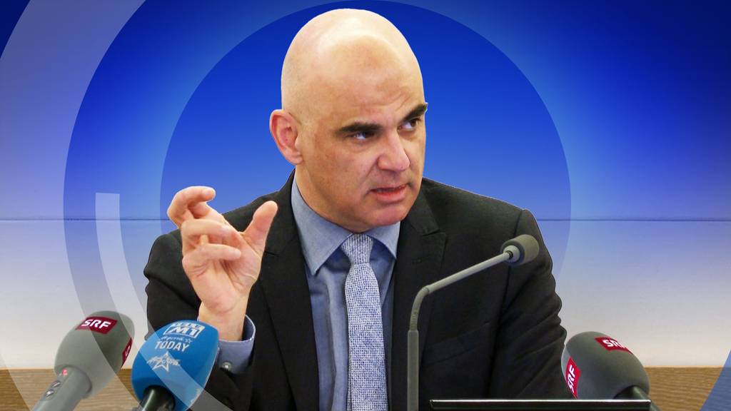 Alain Berset im Aargau: Ende der Massnahmen wird gefordert 