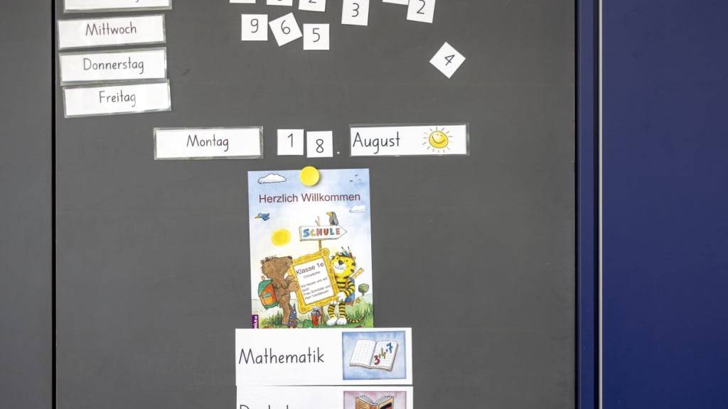 Zürcher Gemeinden sollen nach einem Vorschlag des Regierungsrats Förderklassen einrichten können. Störende Schülerinnen und Schüler müssten in diese wechseln. (Symbolbild)