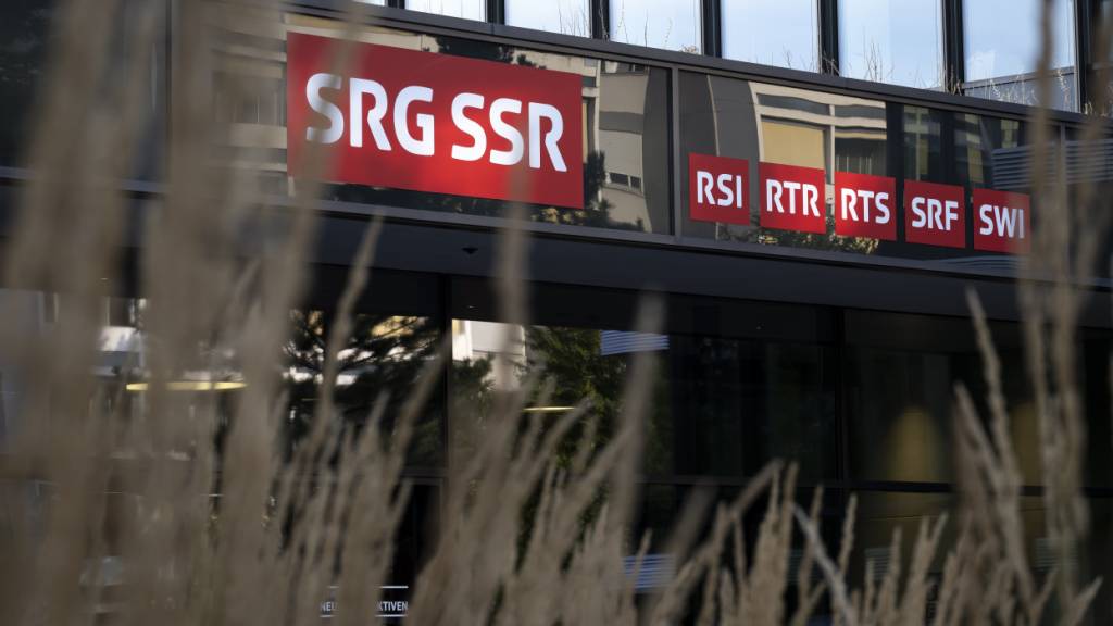 Die SRG muss sparen - und hat nun erste konkrete Schritte kommuniziert. (Archivbild)