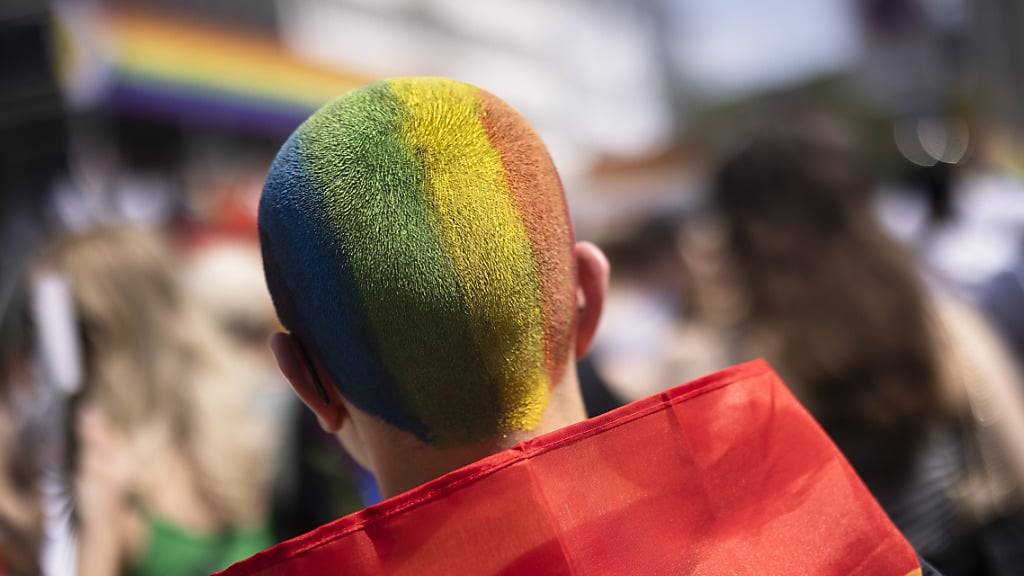 Die Entwicklung von Wohlstand bedeutet laut einer Studie nicht automatisch eine Angleichung von Werten. In Hongkong und Kanada ist der Wohlstand zwischen 2000 und 2020 ähnlich gestiegen, die Akzeptanz von Homosexualität nahm aber in Kanada schneller zu. (Archivbild)