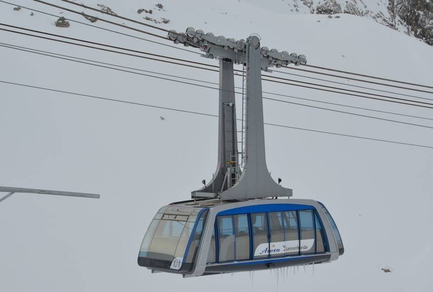 Eröffnet pünktlich zum Radio Pilatus Skitag: Ab sofort schwebt die Urdenbahn vom Arosa Hörnli zum Urdenfürggli in Lenzerheide und den Gästen eröffnet sich neu ein Wintersportparadies mit 225 Pistenkilometern.