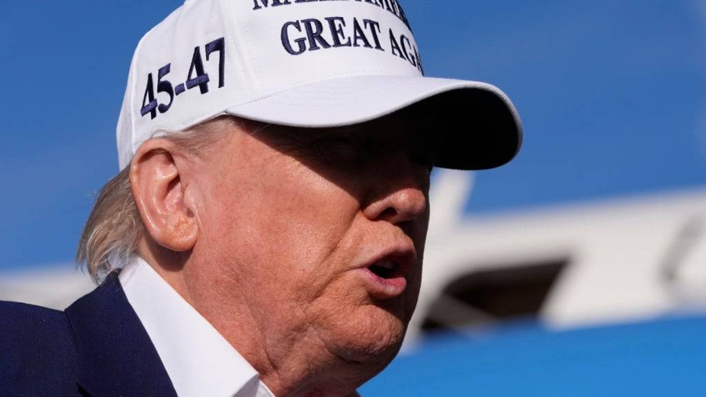 US-Präsident Donald Trump kritisierte Kremlchef Putin ungewöhnlich deutlich. Foto: Manuel Balce Ceneta/AP/dpa
