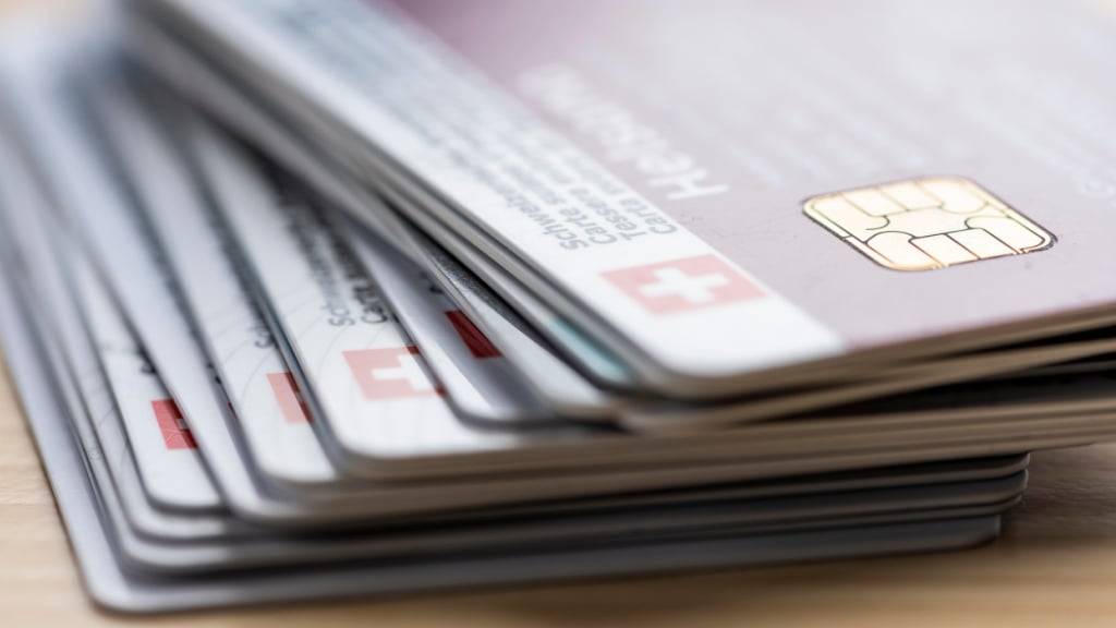 Schweizer erhalten 2026 pro Person knapp 62 Franken aus der Umweltabgabe an die Krankenkassenprämie. (Symbolbild)