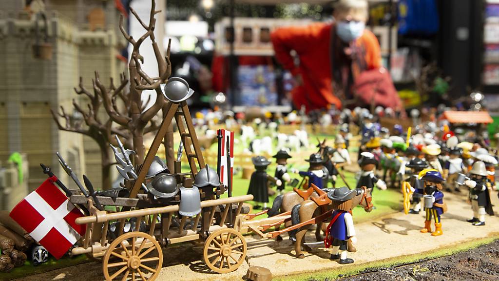 Die Genfer Escalade in Miniatur-Ausführung: 13'000 verschiedene Playmobil-Teile und über 500 Figuren auf 7 Quadratmetern.