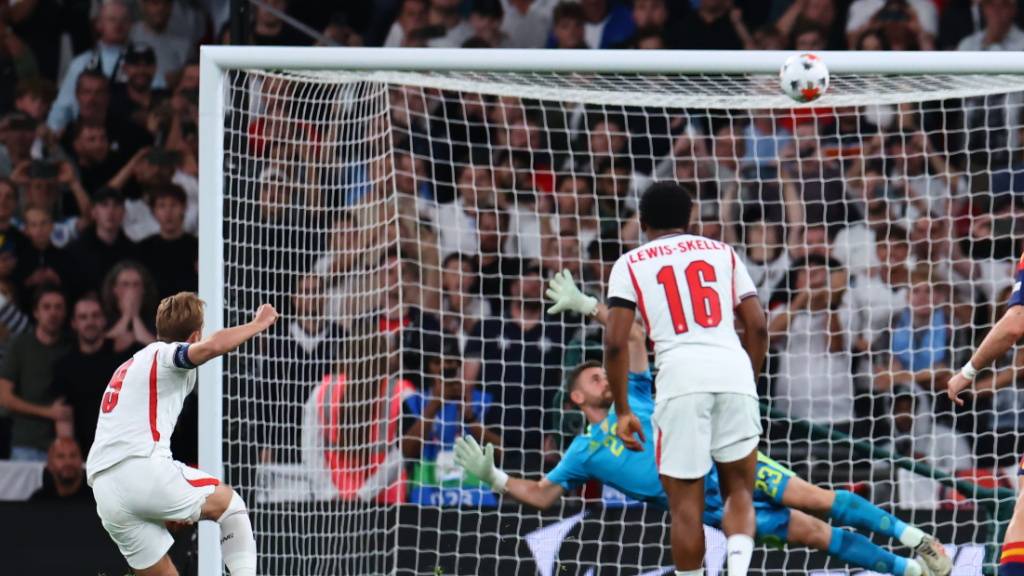 Harry Kane verpasste das 3:1 vom penaltypunkt denkbar knapp
