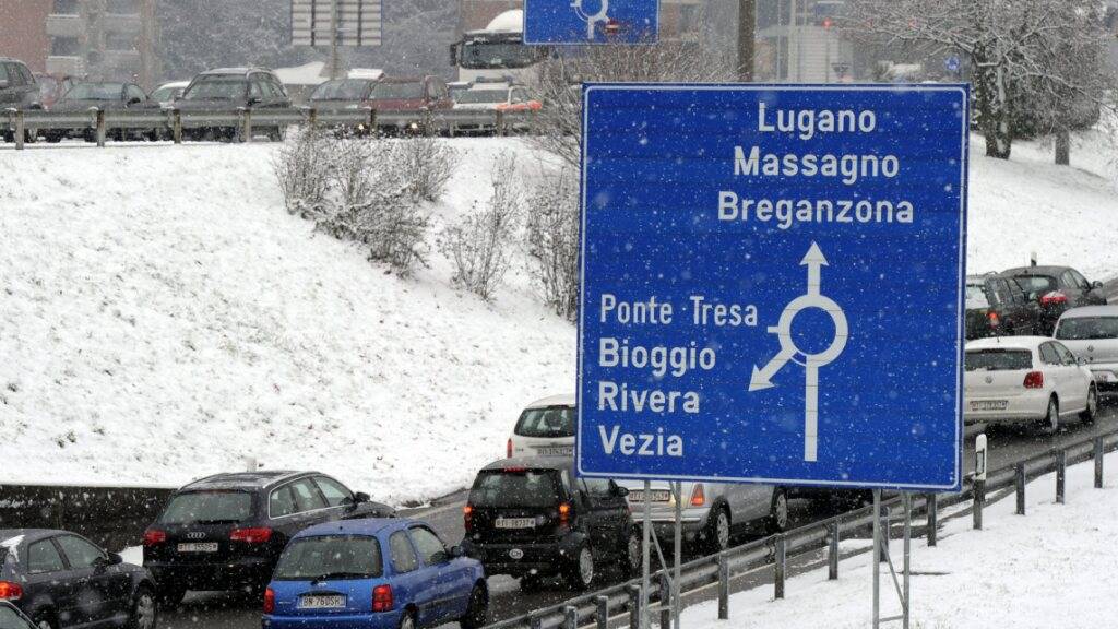 Im Tessin kam es auf der Autobahn A2 zu Stau in Fahrtrichtung Nord. (Archivbild)