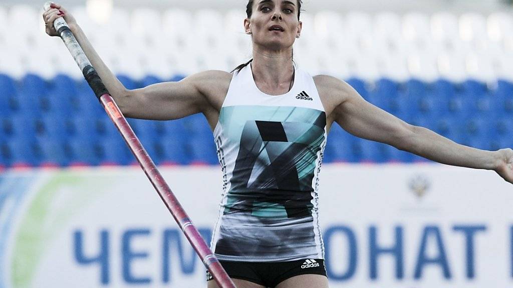 Sie darf auch laut Bundesgericht nicht an den Olympischen Spielen in Rio teilnehmen: Die russische Weltrekordhalterin im Stabhochspringen, Jelena Isinbajewa. (Archiv)