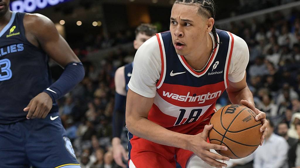 Kyshawn George bleibt diskret gegen Chicago