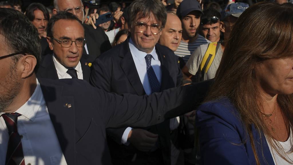 Der katalanische Separatistenführer Carles Puigdemont in Barcelona. Foto: Emilio Morenatti/AP/dpa