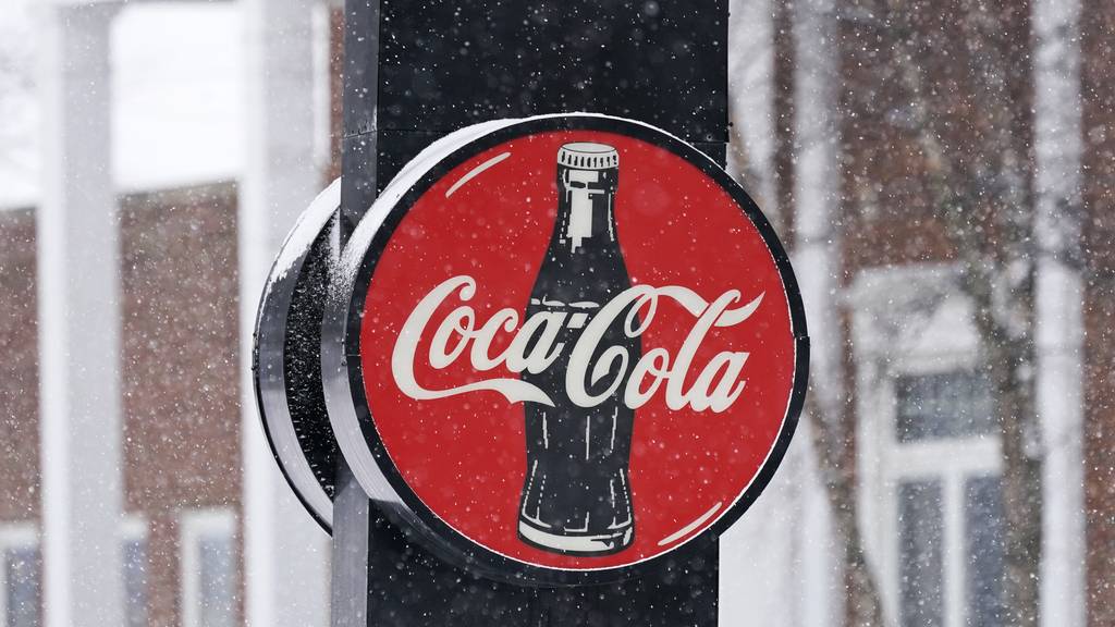 Weniger Zucker in Süssgetränken: Bund strebt Deal mit Coca-Cola und Co. an