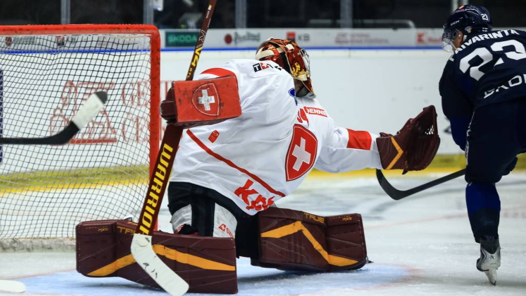 Viermal bezwungen, dann ausgewechselt: der Schweizer Goalie Stéphane Charlin