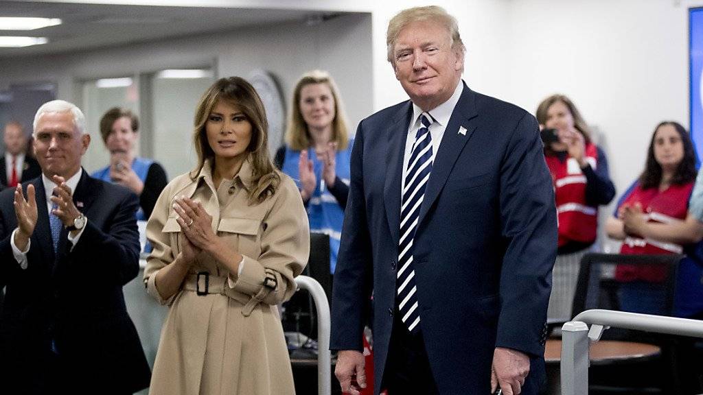 Zeigte sich nach einer Nierenoperation und mehrwöchiger Absenz wieder vor TV-Kameras: US-Präsidentengattin Melania Trump.