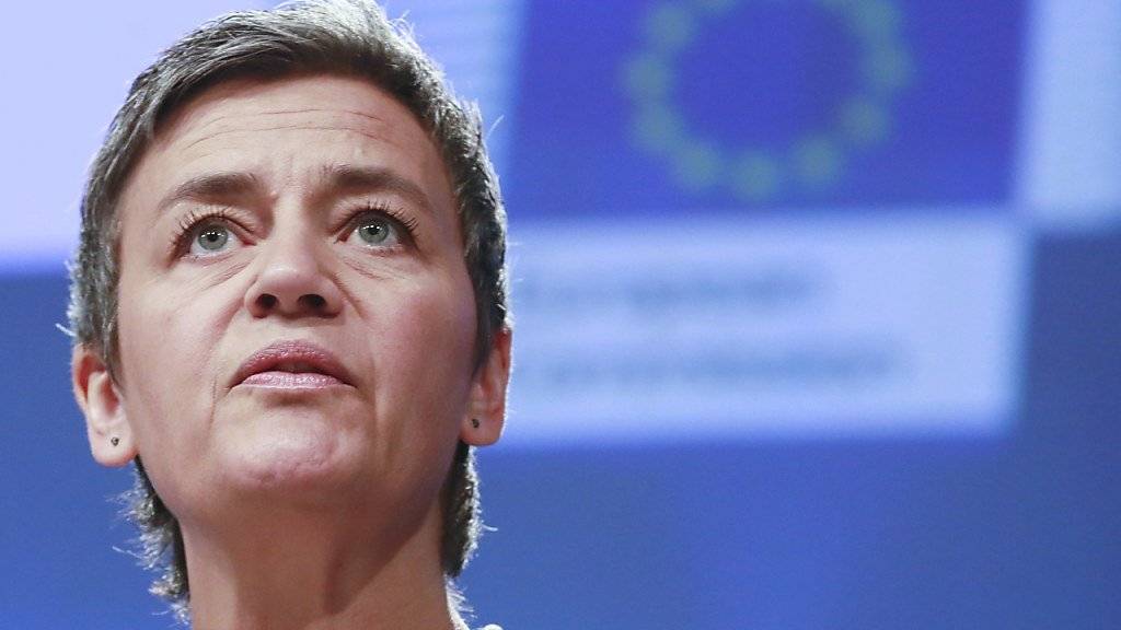 EU-Wettbewerbskommissarin Margrethe Vestager fühlt sich von Facebook im Zusammenhang mit der WhatsApp-Übernahme getäuscht und büsst das soziale Netzwerk dafür mit 110 Millionen Franken. (Archiv)