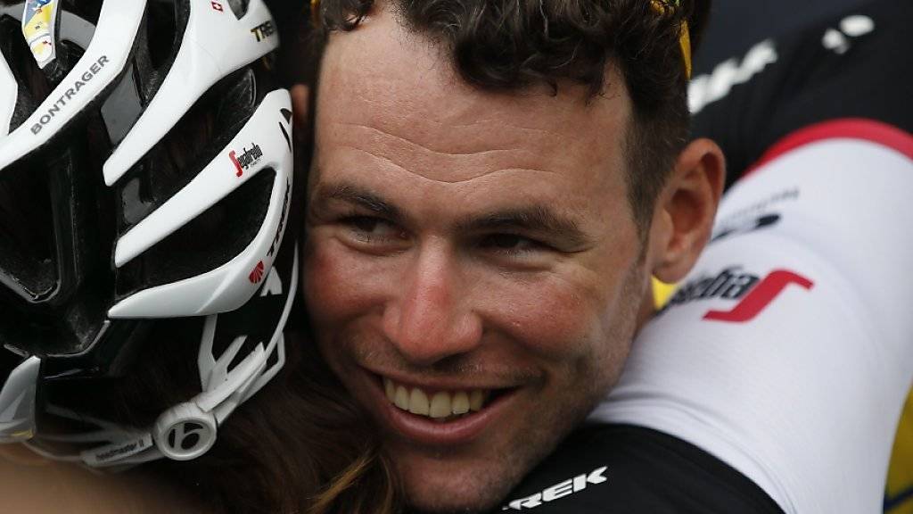 Der Brite Mark Cavendish, zuletzt schon zum Tour-Auftakt am Samstag siegreich, durfte sich auch über den Sieg in der 3. Etappe von Granville nach Angers freuen