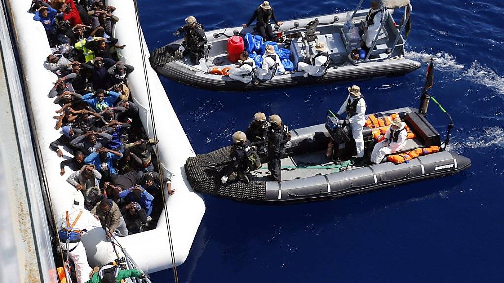 Flüchtlingshilfe der EU auf dem Mittelmeer im Rahmen der Operation «Sophia». (Archivbild)