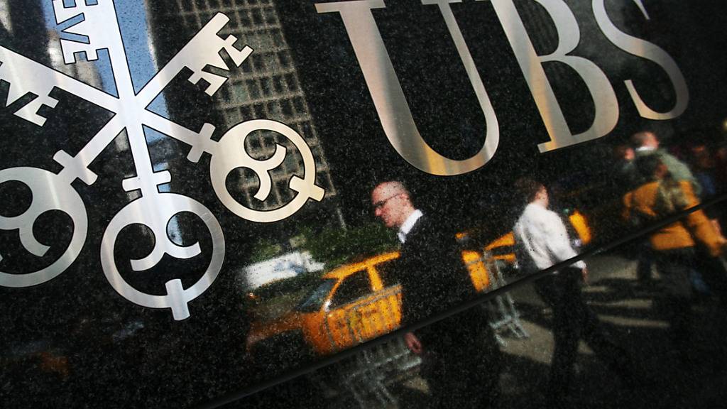 Das UBS-Logo an einem Gebäude in New York. (Archivbild)