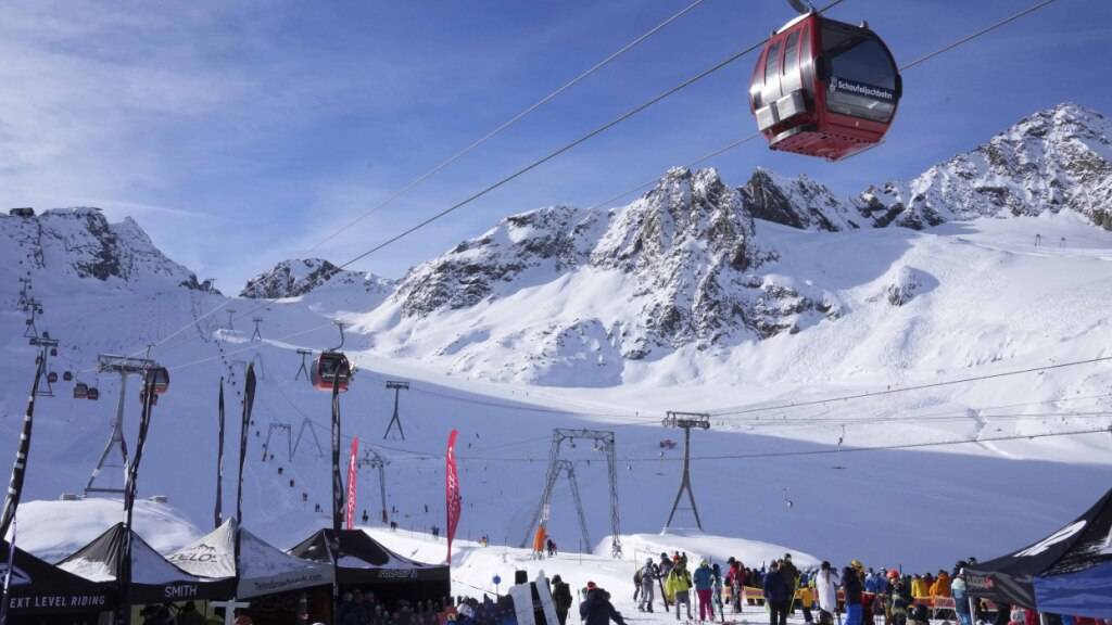 Der Stubaier Gletscher auf einer Aufnahme von November 2022. (Archivbild)