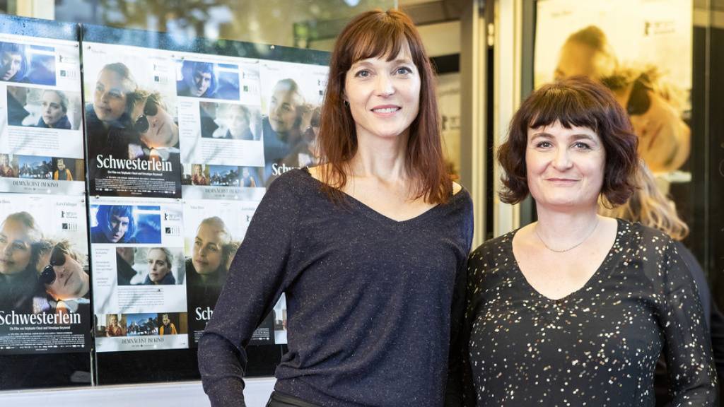 Die Regisseurinnen Veronique Reymond und Stephanie Chuat (von links): Ihr Spielfilm «Schwesterlein» ist am Montag mit dem Zürcher Filmpreis 2020 ausgezeichnet worden. (Archivbild)