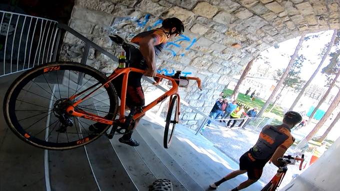 Urban Cyclocross: Radquer mitten durch Zürich