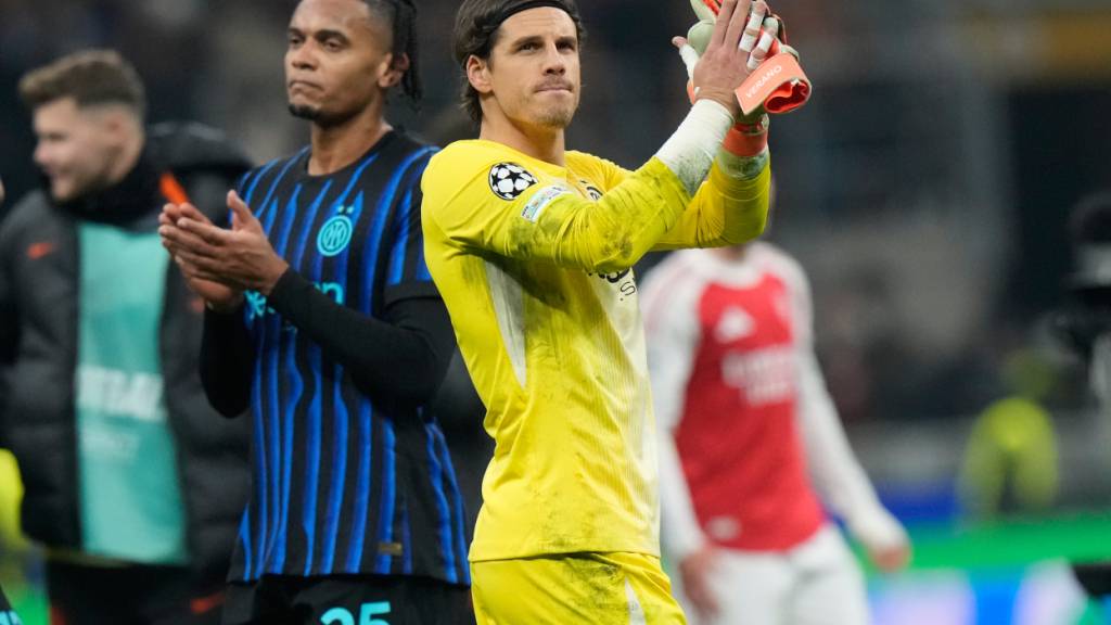 Inter Mailand mit Yann Sommer (rechts) und Manuel Akanji (links) muss am Mittwochabend ennet des Polarkreises gegen Bodö/Glimt bestehen