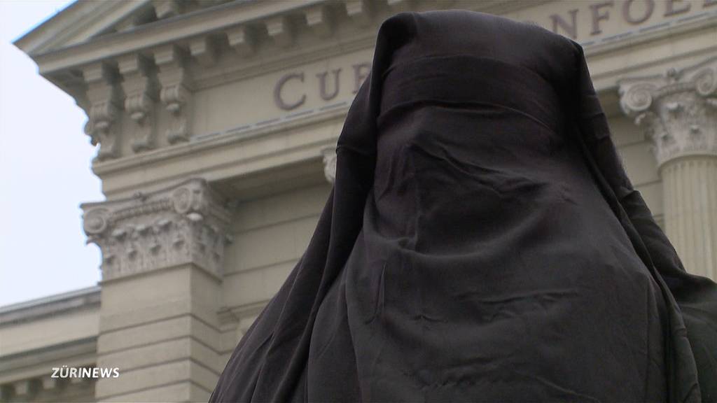 Mehr Rechte für islamische Frauen statt Burka-Verbot