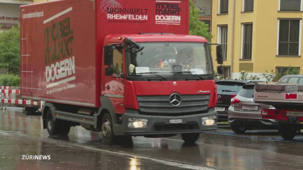 Parkplätze abbauen oder erhalten? Darüber stimmt Zürich am 14. Juni ab