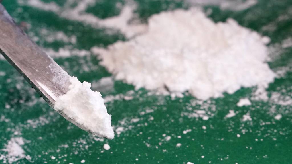 Der mutmassliche Drogendealer versteckte daheim unter anderem Kokain. (Symbolbild)