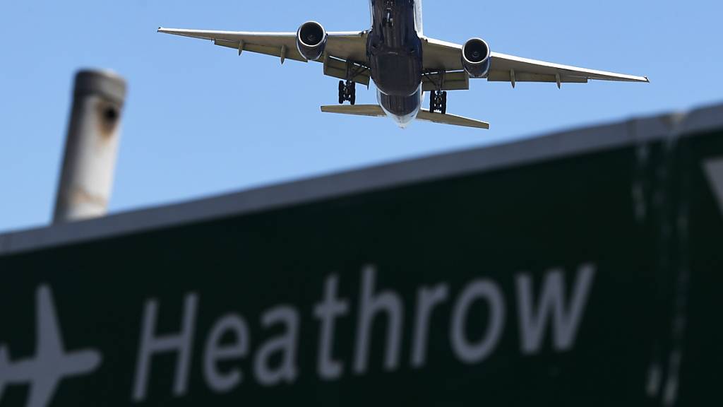 Flughafen London-Heathrow erstmals seit Pandemie mit kleinem Plus