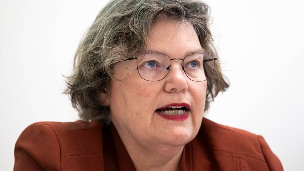 Die Nidwaldner Regierungsrätin Therese Rotzer-Mathyer (Mitte) will die Handhabung bei Mehrwertabgaben praktikabler gestalten. (Archivbild)