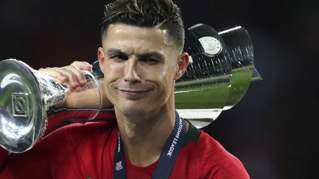 Cristiano Ronaldo hat für die Wahl von Teamkollege Bernardo Silva zum Spieler des Turniers nur ein müdes Lächeln übrig