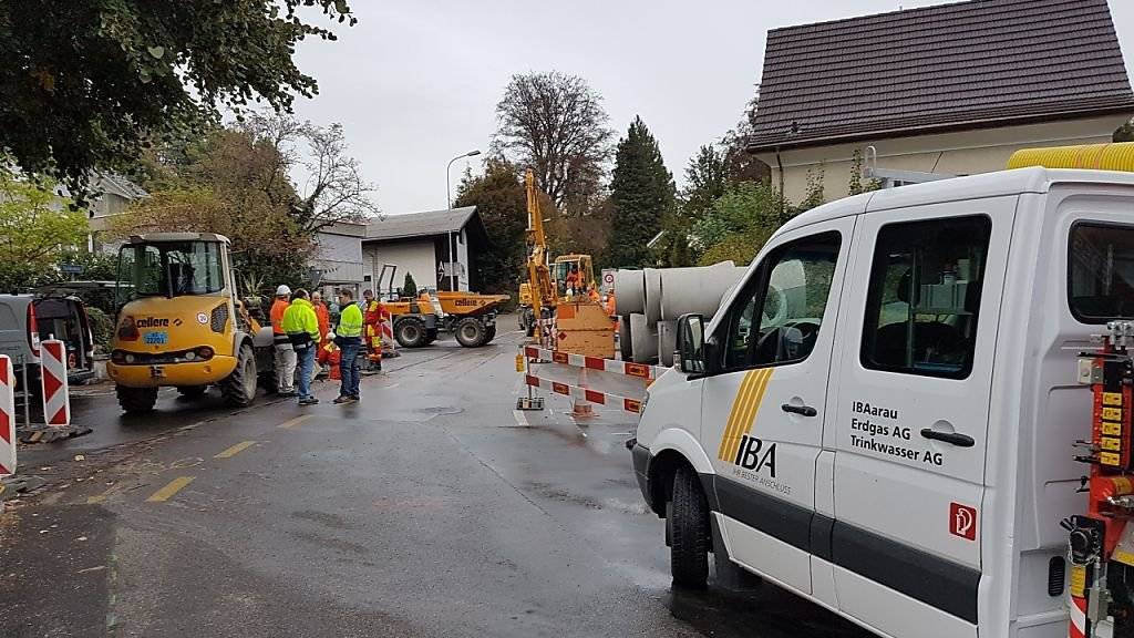 Das Quartier an der Bibersteinerstrasse/Kreuzung Alte Stockstrasse in Rombach wurde nach der Beschädigung einer Gasleitung abgesperrt.