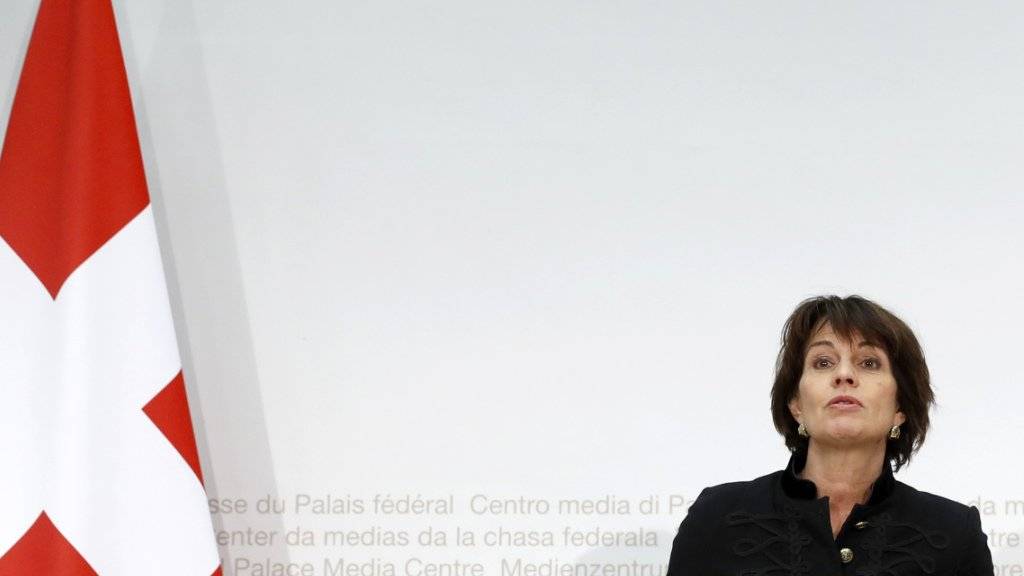 Bundespräsidentin Doris Leuthards Stellungnahme zum Börsenstreit mit der EU kommt bei vielen Parteien nicht gut an.
