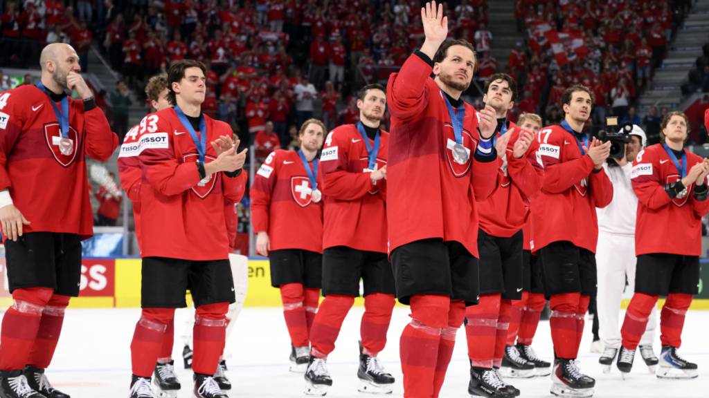 Die Schweizer Nationalmannschaft will auch die WM 2027 mit einer Medaille verlassen - wenn möglich mit Gold und nicht wie hier im vergangenen Mai mit Silber