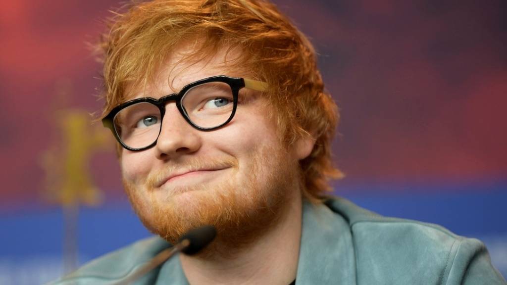 Für einen guten Zweck: Der britische Sänger Ed Sheeran hat bei seinem «Kumpel» Prinz Harry geläutet.