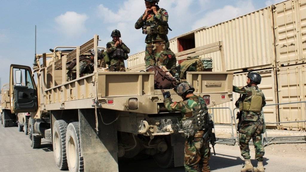 Afghanische Einheiten während der Gegenoffensive in Kundus