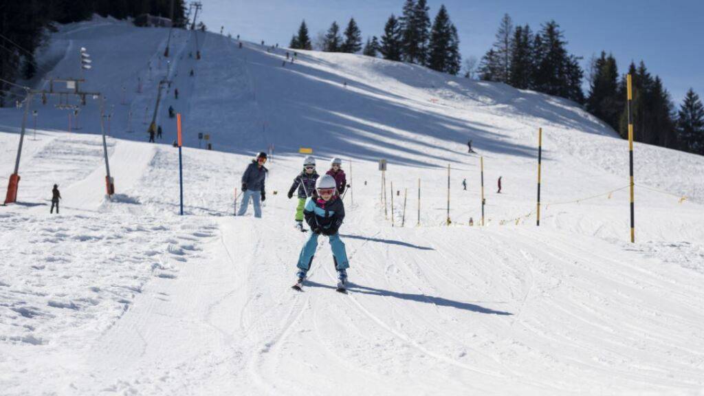 Am Engelstock kann weiterhin Ski gefahren werden.