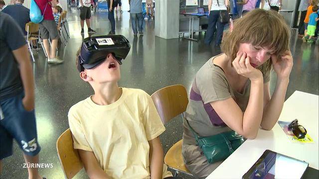 Tablets und virtuelle Brillen bald im Klassenzimmer?