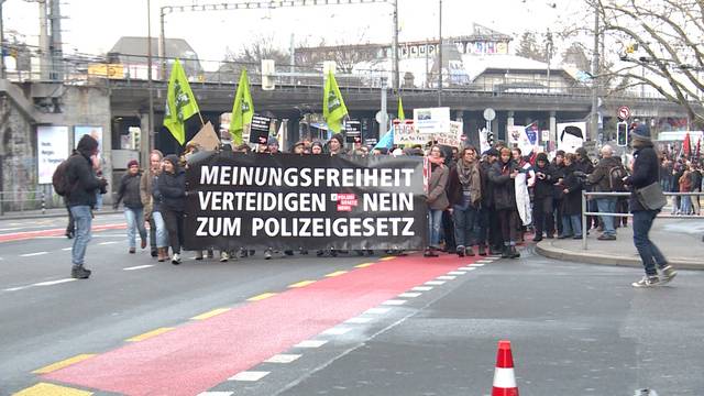 Demo gegen neues Polizeigesetz: Ist es gegen die Meinungsfreiheit?