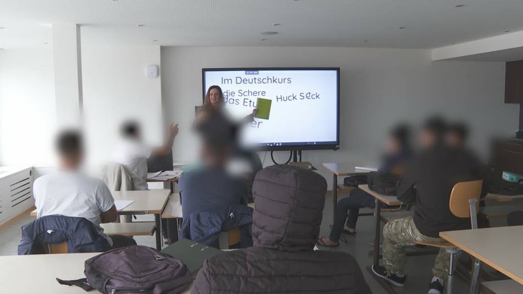 Umstrittene Unterkunft: Asylsuchende kommen in Ebnat-Kappel an