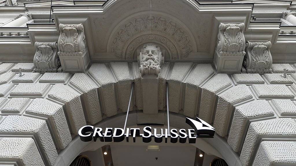 Die Credit Suisse will angesichts des schlechten Schlussquartals 2015 schneller aufräumen als ursprünglich geplant: Der Stellenabbau soll beschleunigt werden.